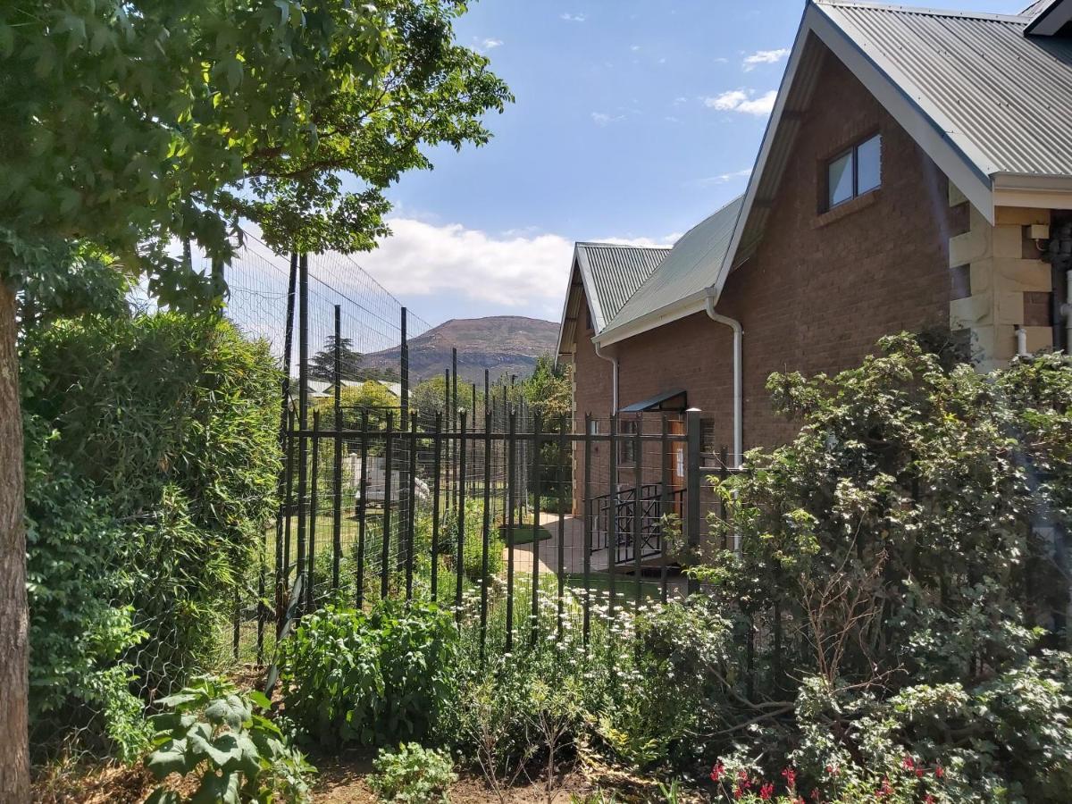 Clarens Mountain Sage Holiday House Kültér fotó